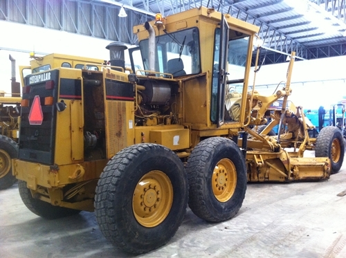 นำเข้าเครื่องจักรกลหนักมือ 2 จากต่างประเทศ Tel.098-858-5524 สามภพ ครับ