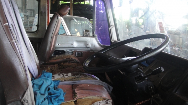 หัว HINO F18 สภาพเดิมๆ ขาหน้า ขาหลัง ของครบ ราคาถูก