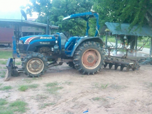 ขายรถไถ EURO 55 DI 4WD สภาพสวยพร้อมใช้งาน สนใจโทร 090-8588220คุณนะ 093-3258446คุณบิว ID:narong498 หรือเข้าดูสินค้าอื่นๆได้ที่ www.truck.in.th/498 หรือเพจFacebook ณรงค์ ซื้อขายรถมือสอง (เว็บไซต์ส่วนตัว) หรือFacebook ตลาดรถมือสอง คุณนะ