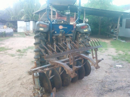 ขายรถไถ EURO 55 DI 4WD สภาพสวยพร้อมใช้งาน สนใจโทร 090-8588220คุณนะ 093-3258446คุณบิว ID:narong498 หรือเข้าดูสินค้าอื่นๆได้ที่ www.truck.in.th/498 หรือเพจFacebook ณรงค์ ซื้อขายรถมือสอง (เว็บไซต์ส่วนตัว) หรือFacebook ตลาดรถมือสอง คุณนะ