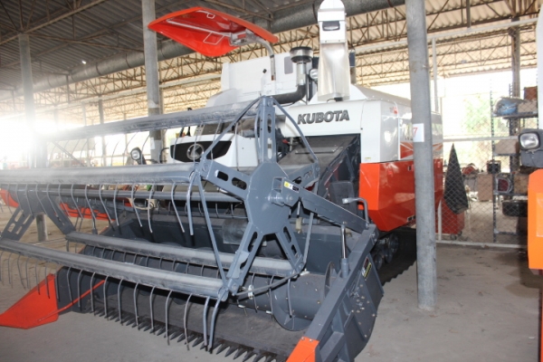 รถเกี่ยว DC95 มือ2