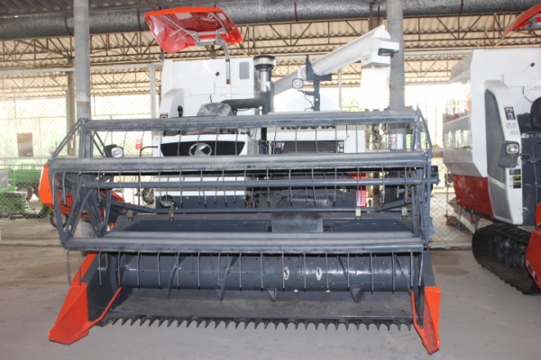 รถเกี่ยว DC95 มือ2