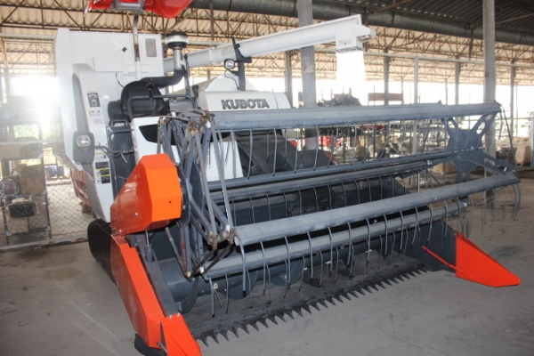 รถเกี่ยว DC95 มือ2