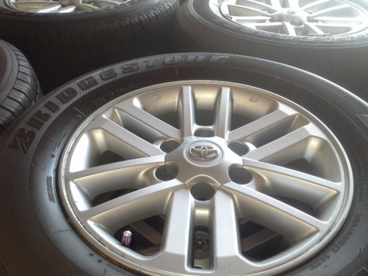 เหมายกกองแช้ม,วีครอส,ปาเจโร่ เหมายกกองแช้ม,วีครอส,ปาเจโร่