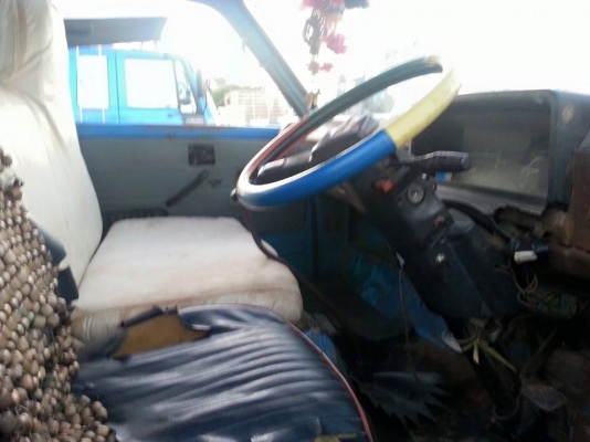 ขาย6ล้อ ISUZU TL100แรง ยาว4.30เมตร สภาพพร้อมใช้งาน เอกสารพร้อมโอน สนใจโทร 090-8588220คุณนะ 093-3258446คุณบิว ID:narong498 หรือเข้าดูสินค้าอื่นๆได้ที่ www.truck.in.th/498 หรือเพจFacebook ณรงค์ ซื้อขายรถมือสอง (เว็บไซต์ส่วนตัว) หรือFacebook ตลาดรถมือสอง คุณ