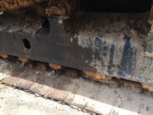 ขายโซ่ใบแทรค 1 คู่ KOMATSU PC200 รุ่น7 ขายโซ่ใบแทรค 1 คู่ KOMATSU PC200 รุ่น7