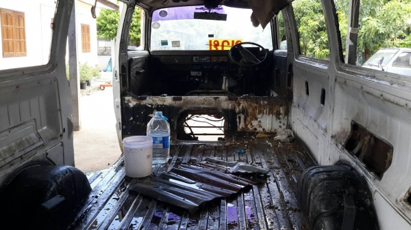 ขายซากรถตู้