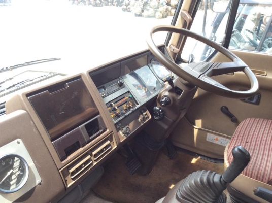 ็HINO 4D หัวโปร่ง บอกเลยครับหล่อมาก !!