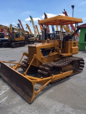 มาแล้วรถดัน KOMATSU D20P-5 มาแล้วรถดัน KOMATSU D20P-5