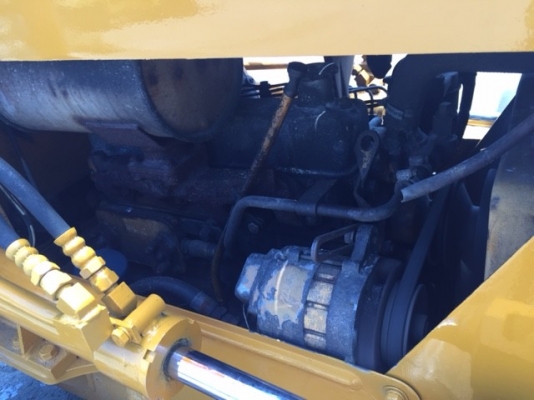 มาแล้วรถดัน KOMATSU D20P-5