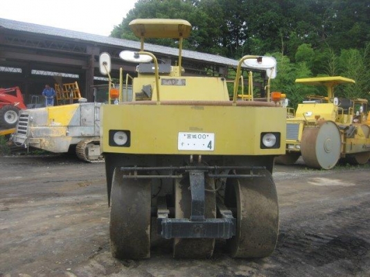 นำเข้าเครื่องจักรกลหนักมือ 2 จากต่างประเทศ Tel.098-858-5524 สามภพ ครับ