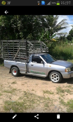 ข่ายด่วนนิสสันเพลาลอยพร้อมคอก