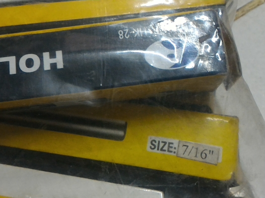 ดอกสว่านเจาะไม้ให้เป็นสีเหลี่ยม ยี่ห้อ HAWK ใช้กับสว่านแท่นหรือสว่านมือได้ดอกเจาะยาว