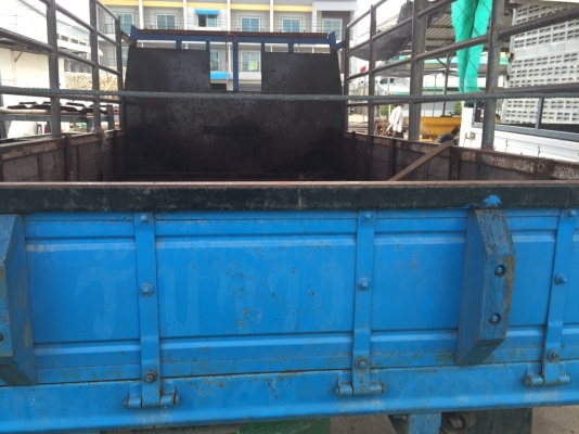 ขายกระบะสี่ล้อ