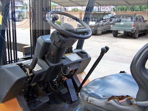 ขายรถ โฟล์คลิฟท์ TOYOTA รุ่น 7-FD30