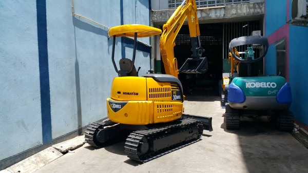 ขาย รถขุด KOMATSU รุ่น PC30MR-1- มือสองญี่ปุ่น แทร็กเหล็ก สลักแน่น ทุกส่วน ทำงานไว คอนโทรลสั้น มือถือ /LINE ID : 0818753444 ขาย รถขุด KOMATSU รุ่น PC30MR-1- มือสองญี่ปุ่น แทร็กเหล็ก สลักแน่น ทุกส่วน ทำงานไว คอนโทรลสั้น มือถือ /LINE ID : 0818753444