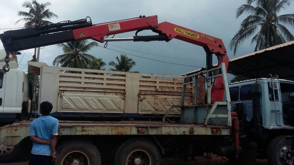 10ล้อติดเครนพับ...210 แรง. Isuzu FXZ13NFY-3902736. เครน4.70ตัน. เล่มพร้อม