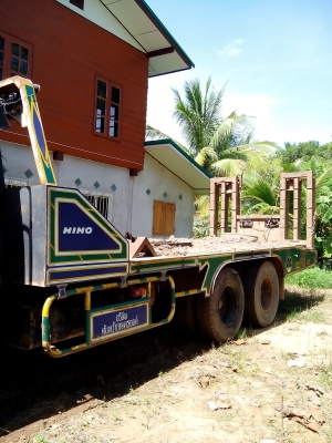 ขายเทลเลอร์10ล้อ1เพลา บรรทุกรถเกี่ยวข้าว