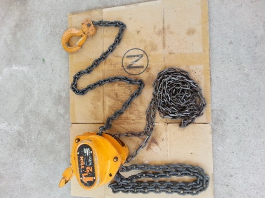 รอก KITO 11/2Ton