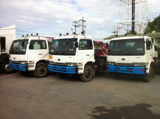 UD หัวลาก 6ล้อ ปี47 216แรงม้า