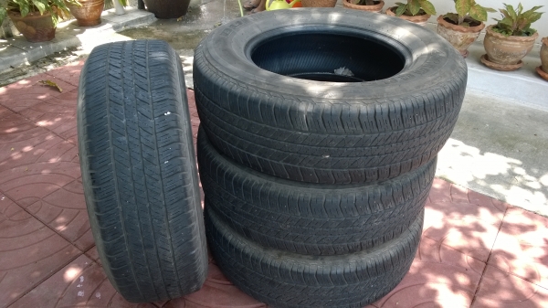 ขายยาง บริสโตน 265 R 17  ยางปี 12