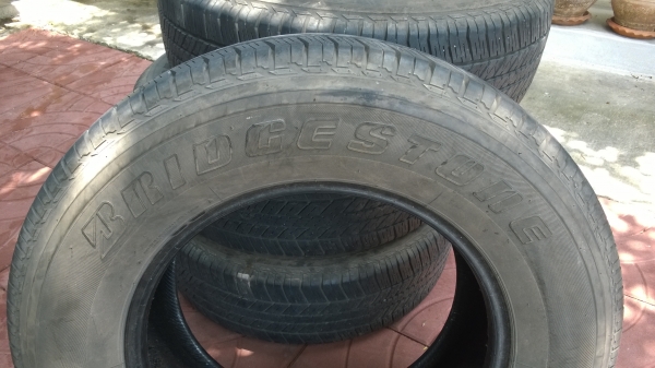 ขายยาง บริสโตน 265 R 17  ยางปี 12