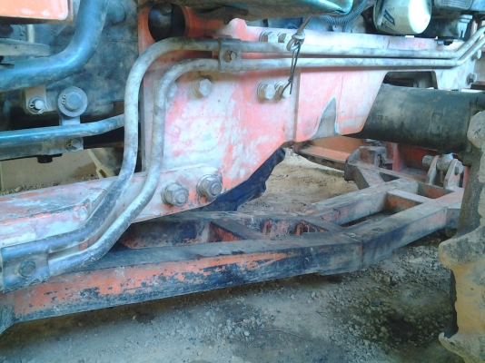 KUBOTA L4508 ไม่มีอุปกรณ์นะครับ เล่มพร้อม รถมือเดียวครับ สีเดิมบาง KUBOTA L4508 ไม่มีอุปกรณ์นะครับ เล่มพร้อม รถมือเดียวครับ สีเดิมบาง