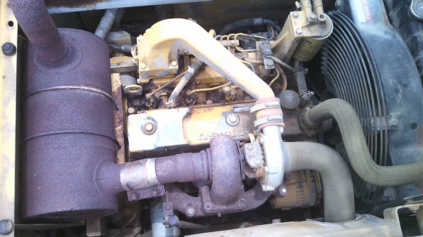 ขายรถแบคโฮkomatsuPC200-5รถทำ4พันกว่าชั้วโมงมีเล่มทะเบืยน