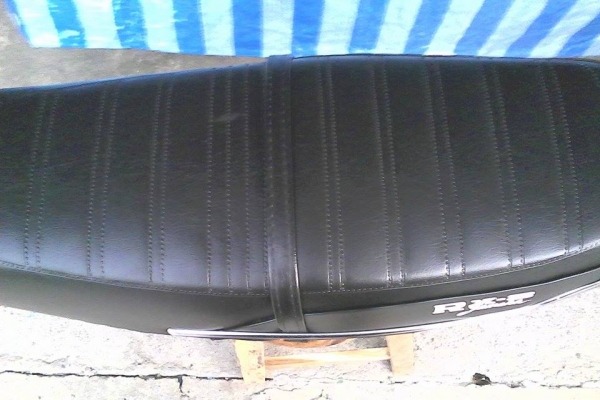 ขายเบาะ รุ่นเก่า พื้นเหล็ก