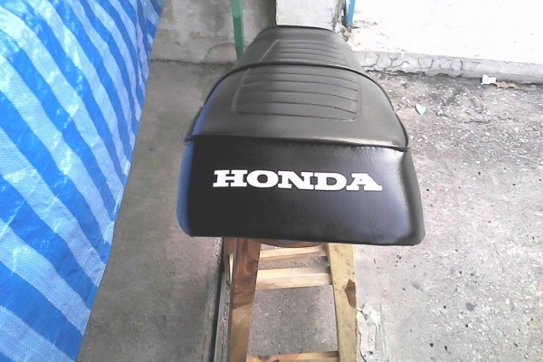 ขายเบาะ รุ่นเก่า พื้นเหล็ก