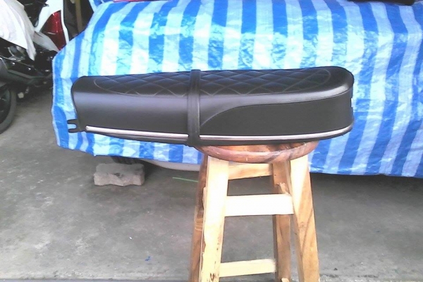 ขายเบาะ รุ่นเก่า พื้นเหล็ก