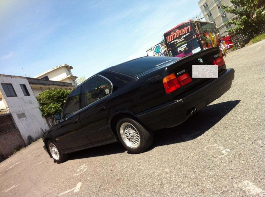 ขออนุญาติขาย BMW 525i BIG NOSE วิ่งน้อย 8x,xxx KM เจ้าของขายเอง