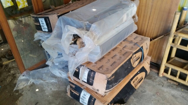 คอยเปลือยเเอร์12500 btuของไหม่