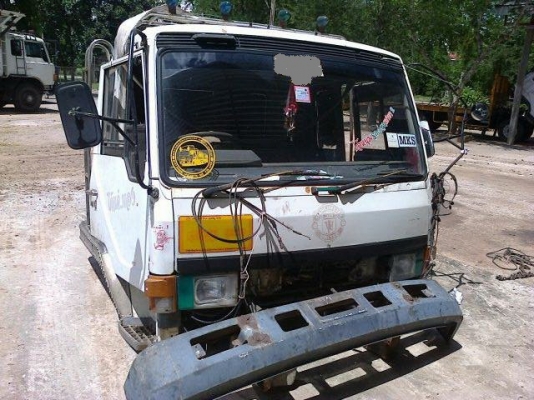 ขายหัวเก๋ง MITSUBISHI fn527 อุปกรณ์ครบ สภาพสวยพร้อมใช้  ติดต่อ คุณ อ๊อฟ พิจิตร 086-737-9991