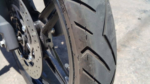 มาใหม่สภาพมือ1 R15 2015 รถอายุ 3 เดือน วิ่ง 2500 มีประกันรถหาย ขายถูก ต่อรองได้