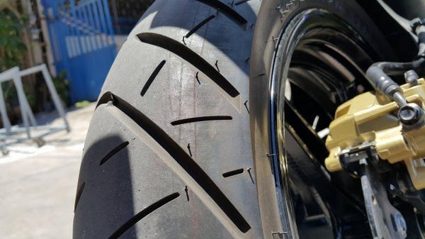 มาใหม่สภาพมือ1 R15 2015 รถอายุ 3 เดือน วิ่ง 2500 มีประกันรถหาย ขายถูก ต่อรองได้