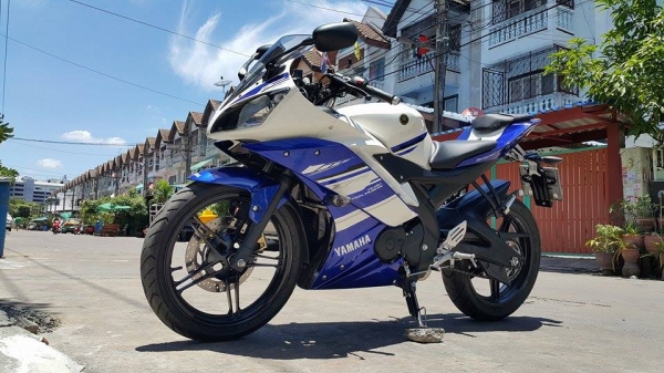 มาใหม่สภาพมือ1 R15 2015 รถอายุ 3 เดือน วิ่ง 2500 มีประกันรถหาย ขายถูก ต่อรองได้