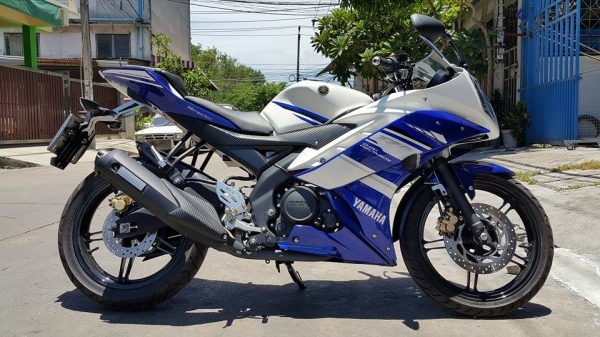 มาใหม่สภาพมือ1 R15 2015 รถอายุ 3 เดือน วิ่ง 2500 มีประกันรถหาย ขายถูก ต่อรองได้