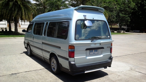 TOYOTA COMMUTER 3.0 ปี2007