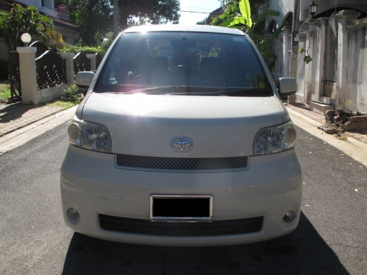 Toyota Porte ไมเนอร์เชนจ์ใหม่ แอร์ดิจิตอล keyless card หน้าปัดรุ่นใหม่ ติดแก๊สหัวฉีดถังโดนัท ประหยัดมาก เบาหนัง เครื่องเสียงชุดใหญ่ เซนเซอร์รอบคัน