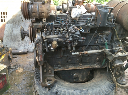 KOMATSU PC200 รุ่น 7  ราคา 200000 บาท