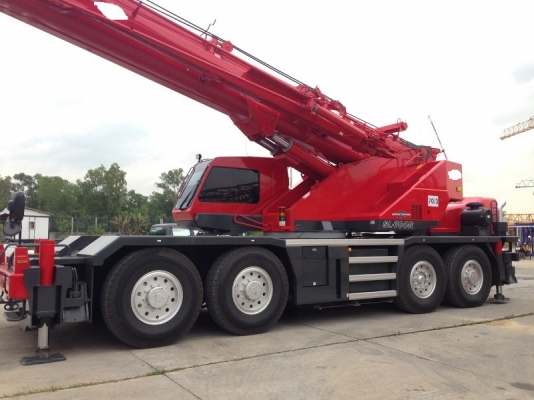 ขายรถเครน ขนาด 70 ตัน สภาพ 95 \% ขายรถเครน ขนาด 70 ตัน สภาพ 95 \%