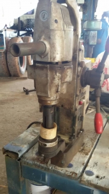 สว่านแท่นแม่เหล็ก สภาพมือสองญี่ปุ่น ไฟ 110  เดินเจาะระบบออโต้ได้