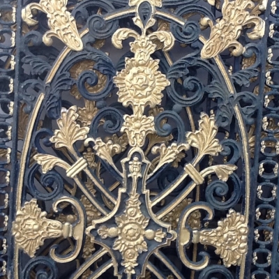 ขายประตูอะลูมิเนียม อัลลอย สถาพดีมาก ของใหม่แสนกว่าบาท