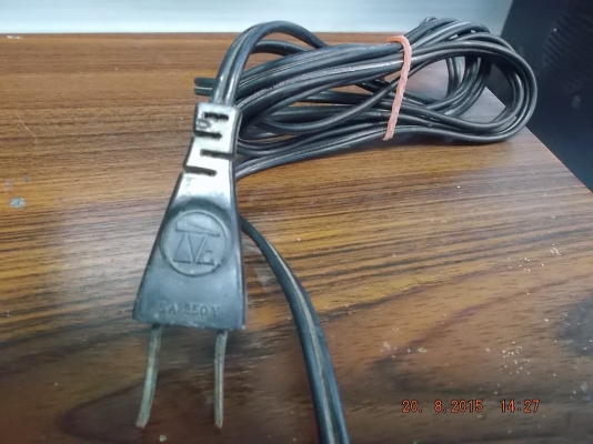 ขายวิทยุโบราน ธานินทร์ เดิมๆ รุ่น TF - 2222 รุ่นนิยม หายาก อายุน่าจะมากกว่า 50 ปี ขายวิทยุโบราน ธานินทร์ เดิมๆ รุ่น TF - 2222 รุ่นนิยม หายาก อายุน่าจะมากกว่า 50 ปี