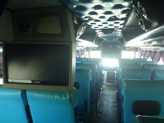 ขายรถทัวร์ 2 ชั้น VIP ครับ