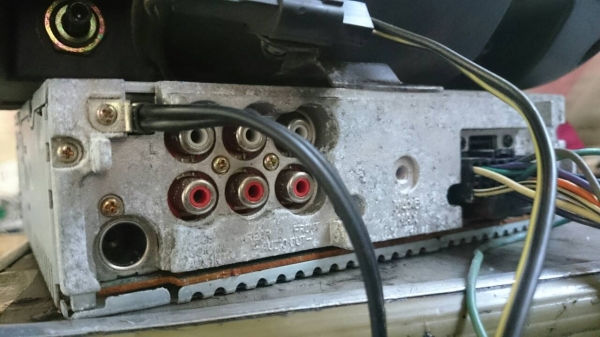 วิทยุ Sony CD/Mp3 CDX-F7700 52*4 สภาพสวย