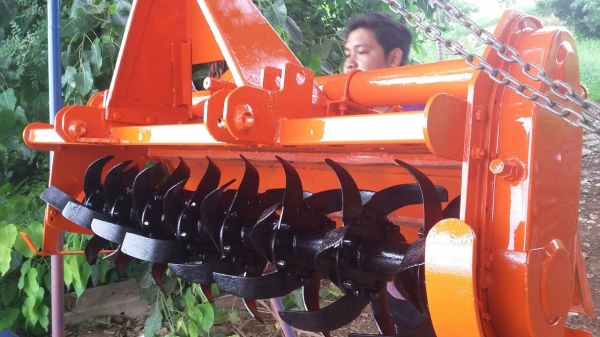 ขายโรตราลี่ของคูโบต้าของ34-36แรง กว้าง 1.60 เมตร ขายโรตราลี่ของคูโบต้าของ34-36แรง กว้าง 1.60 เมตร