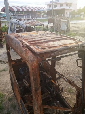 ขายอาหลั่ยแบคโฮ KOMATSU PC200-7 มีหลายรายการตามรูป ขายอาหลั่ยแบคโฮ KOMATSU PC200-7 มีหลายรายการตามรูป