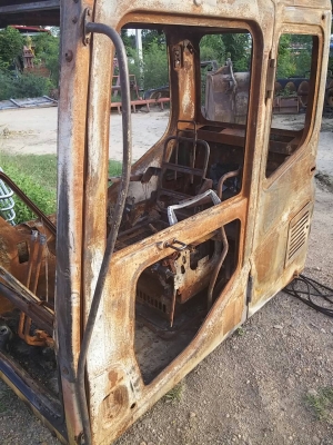 ขายอาหลั่ยแบคโฮ KOMATSU PC200-7 มีหลายรายการตามรูป ขายอาหลั่ยแบคโฮ KOMATSU PC200-7 มีหลายรายการตามรูป